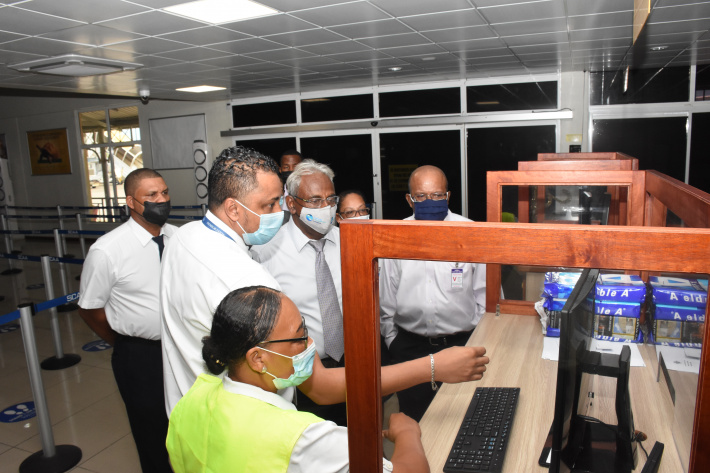Minister Fonseka conducts second visit to Immigration section at the airport
